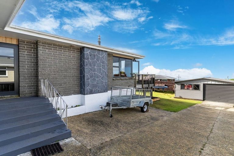 Photo of property in 20 Stephen Street, Halfway Bush, Dunedin, 9010