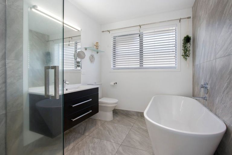 Photo of property in 5 Mural Drive, Katikati, 3129