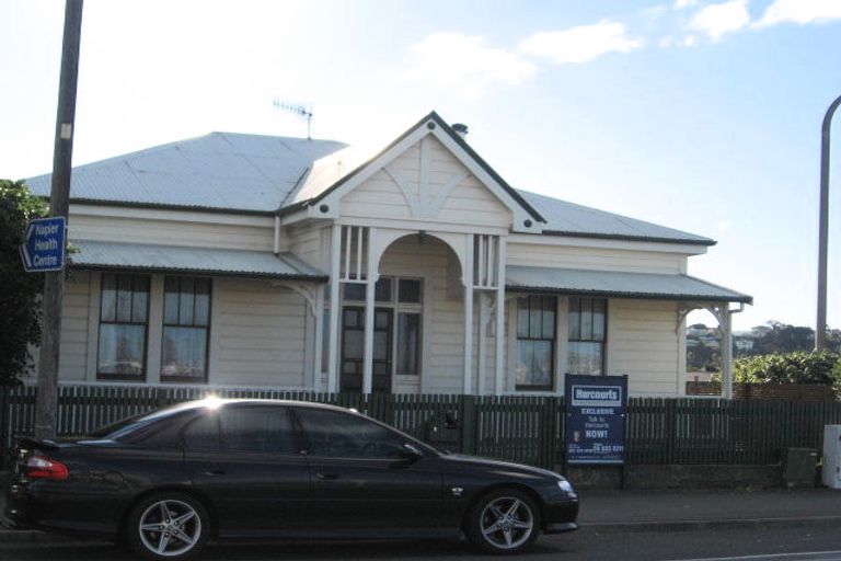 Photo of property in 1 Latham Street, Napier South, Napier, 4110