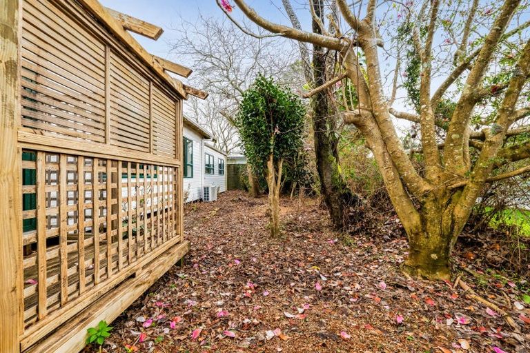 Photo of property in 13 Rennell Street, Frankleigh Park, New Plymouth, 4310