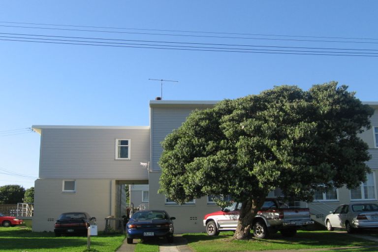Photo of property in 8a-c Fantame Street, Cannons Creek, Porirua, 5024