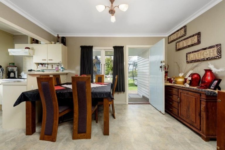 Photo of property in 472 Devonport Road, Tauranga South, Tauranga, 3112