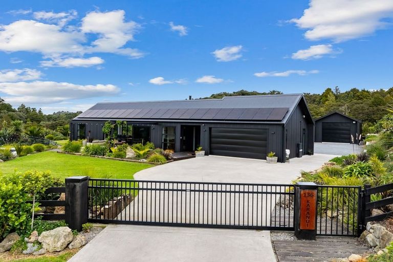 Photo of property in 136 Karanui Road, Te Kamo, Kamo, 0185