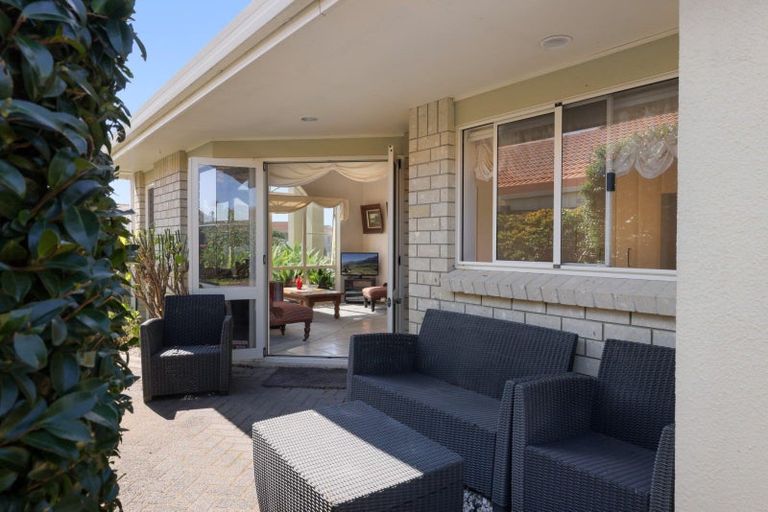 Photo of property in 22 Monterey Key, Papamoa Beach, Papamoa, 3118