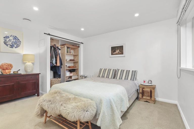 Photo of property in 80 Waima Crescent, Titirangi, Auckland, 0604