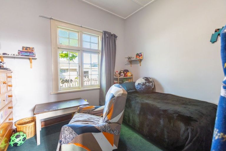 Photo of property in 41 Burns Street, Dannevirke, 4930