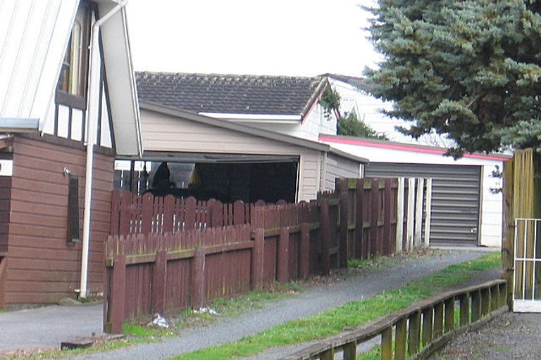 Photo of property in 1/9 Topaz Place, Wiri, Auckland, 2104