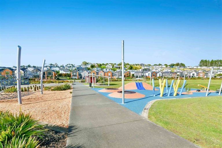 Photo of property in 117 Bonair Crescent, Silverdale, 0932