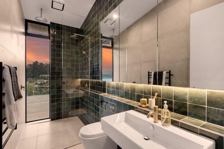 Photo of property in 92d Governors Bay Road, Cass Bay, Lyttelton, 8971