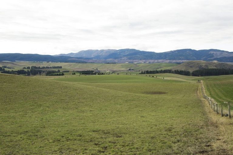 Photo of property in 233 Elephant Hill Road, Waihao Downs, Waimate, 7977