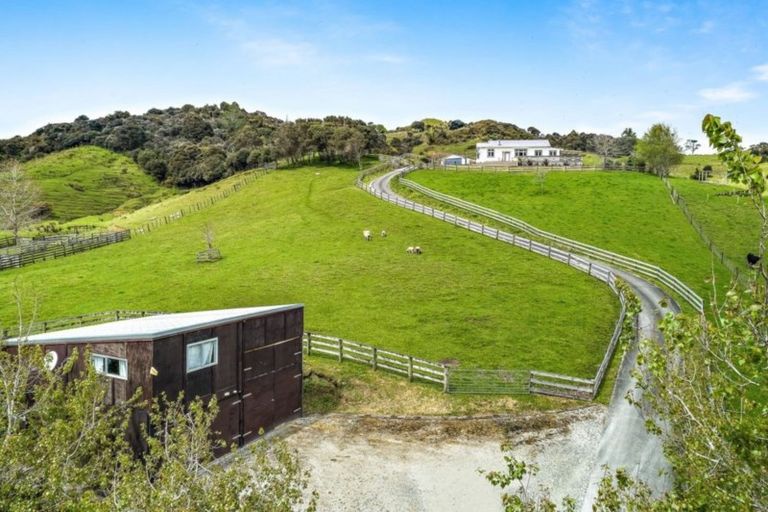 Photo of property in 32 Clifford Road, Makarau, Warkworth, 0981