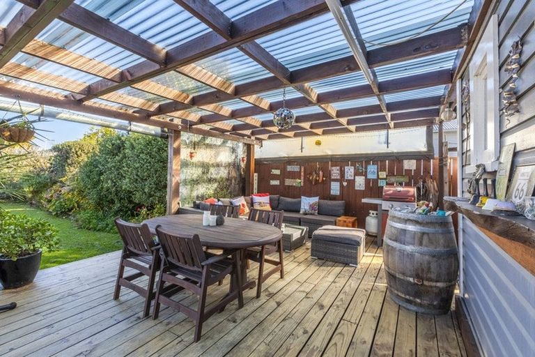 Photo of property in 178 Vigor Brown Street, Napier South, Napier, 4110