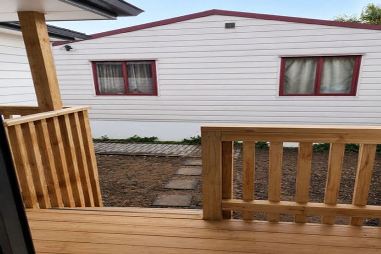 Photo of property in 28b Coburg Street, Henderson, Auckland, 0612