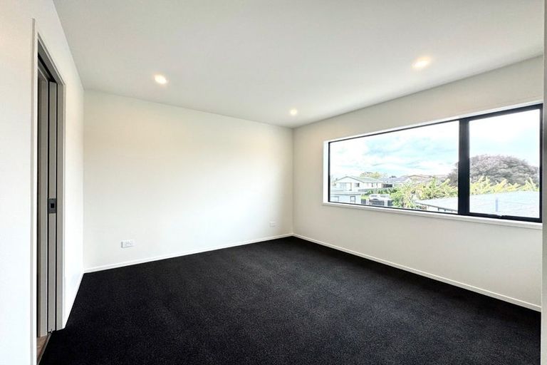 Photo of property in 22d Royton Avenue, Mangere East, Auckland, 2024
