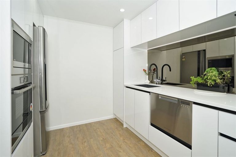 Photo of property in 9/310 River Road, Claudelands, Hamilton, 3214