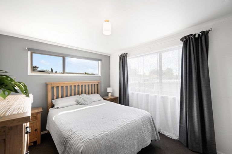 Photo of property in 12 Hibiscus Avenue, Hamilton Lake, Hamilton, 3204