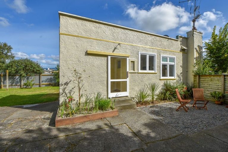 Photo of property in 41 Rhodes Street, Carterton, 5713