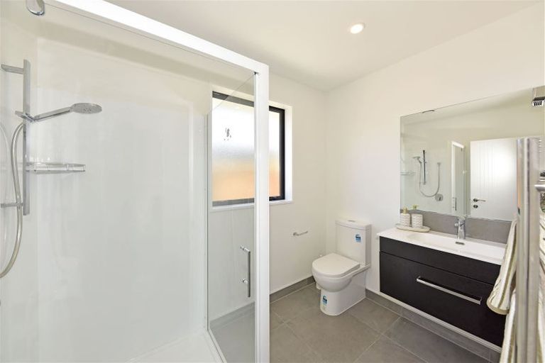 Photo of property in 11 Helen Place, Halswell, Christchurch, 8025