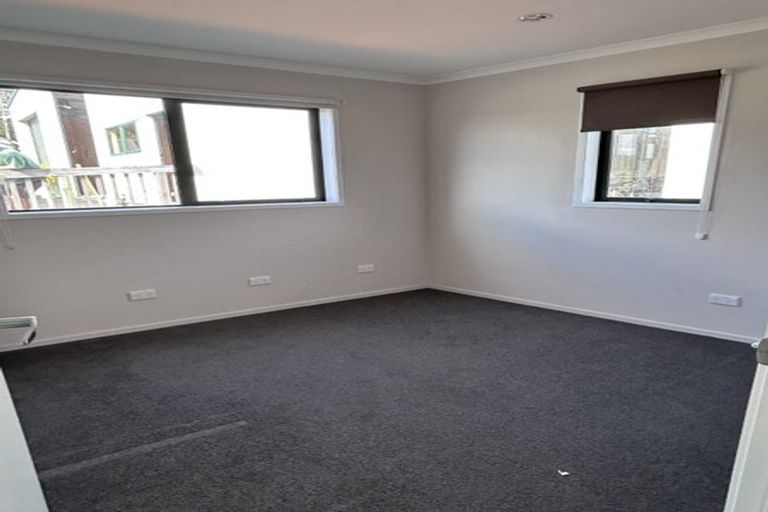 Photo of property in 136 Muriwai Road, Waimauku, 0881