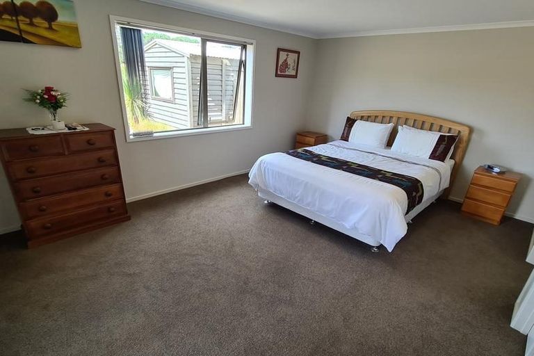 Photo of property in 134 Kelly Jade Avenue, Matarangi, Whitianga, 3592