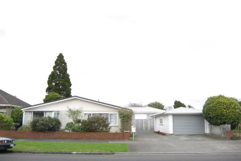 Photo of property in 19b Wallath Road, Westown, New Plymouth, 4310