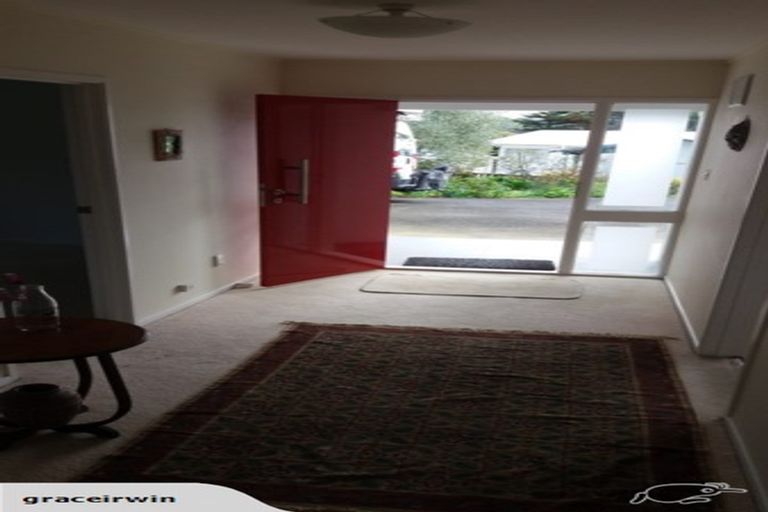 Photo of property in 1/9 Hague Place, Birkenhead, Auckland, 0626