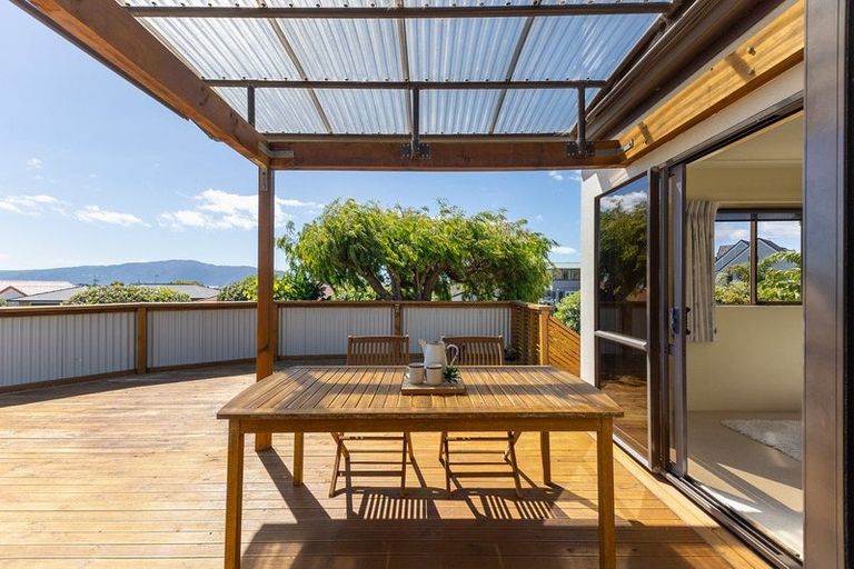 Photo of property in 175 Weggery Drive, Waikanae Beach, Waikanae, 5036