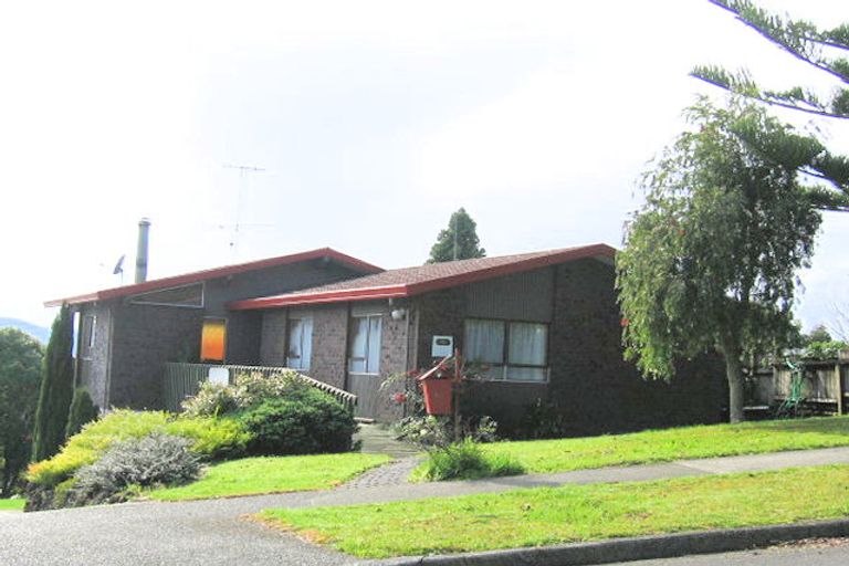 Photo of property in 12 Escalona Street, Te Kamo, Whangarei, 0112