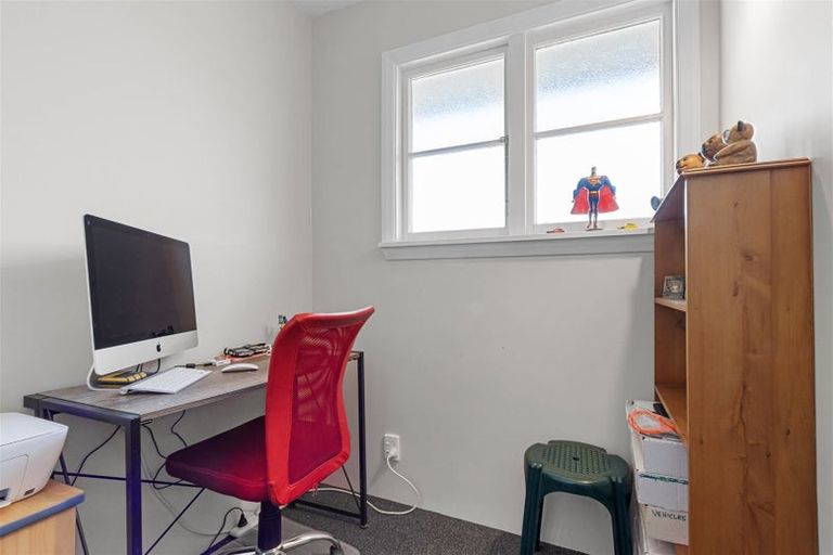 Photo of property in 42 Bevington Street, Avonhead, Christchurch, 8042