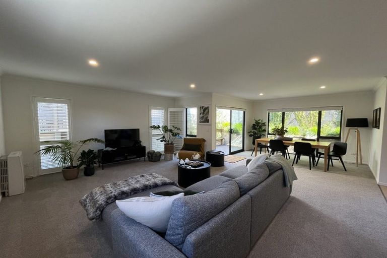 Photo of property in 92a Lemon Street, New Plymouth, 4312