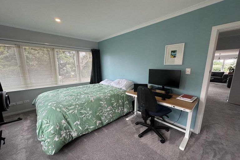 Photo of property in 15 Karaka Grove, Raumati Beach, Paraparaumu, 5032