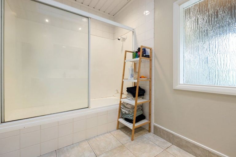 Photo of property in 72 Enderley Avenue, Enderley, Hamilton, 3214