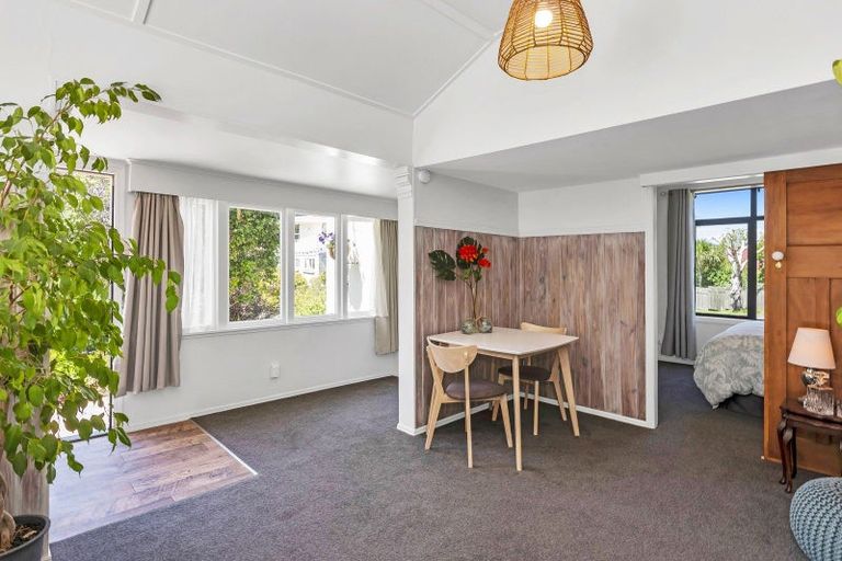 Photo of property in 12 Arawa Street, Raumati Beach, Paraparaumu, 5032