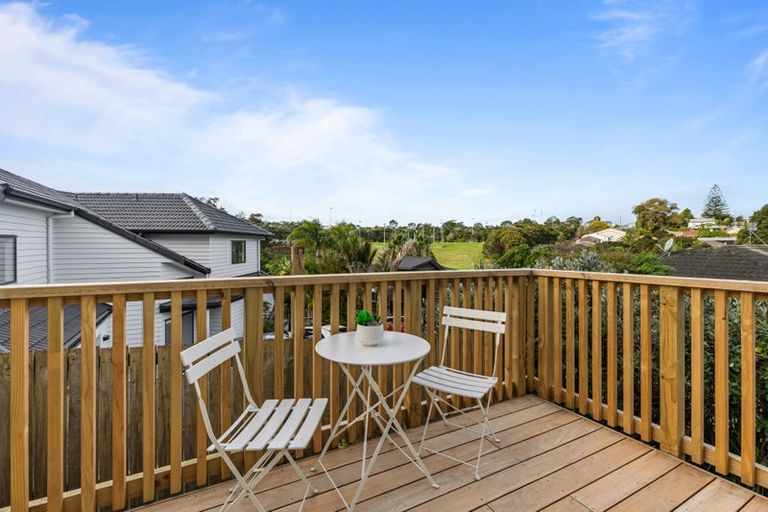 Photo of property in 3/35 John Court Street, Birkenhead, Auckland, 0626