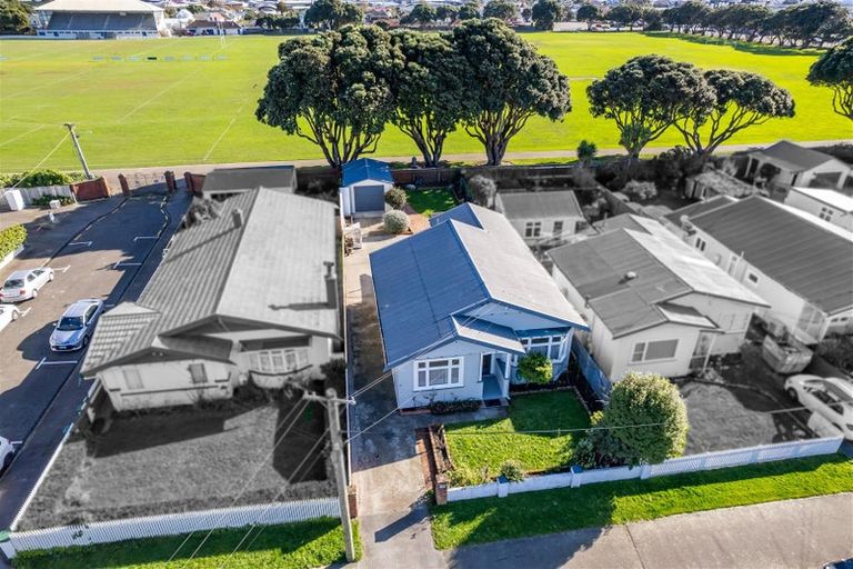 Photo of property in 43 Kensington Avenue, Petone, Lower Hutt, 5012
