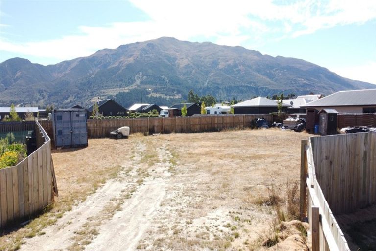 Photo of property in 18 Dingle Street, Lake Hawea, 9382