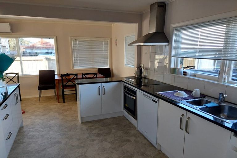 Photo of property in 1/38 Myers Road, Manurewa East, Auckland, 2102