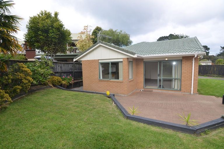 Photo of property in 20a Armagh Road, Blockhouse Bay, Auckland, 0600