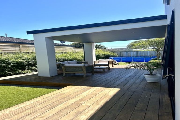 Photo of property in 12a Kauri Street, Merrilands, New Plymouth, 4312