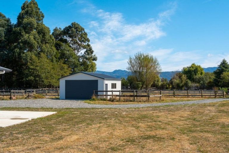 Photo of property in 70 Duddings Line, Tauherenikau, 5771