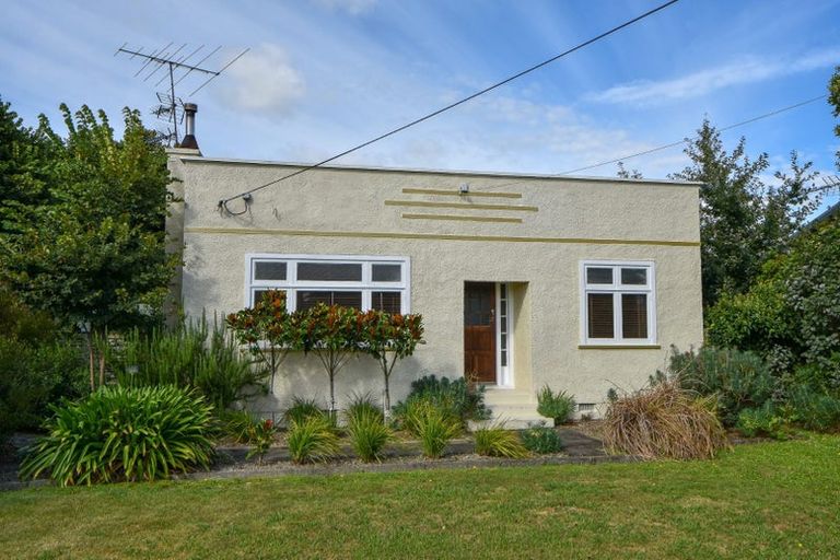 Photo of property in 41 Rhodes Street, Carterton, 5713