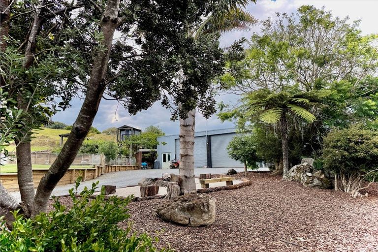 Photo of property in 2 Oakleigh Rise, Oakleigh, Whangarei, 0171