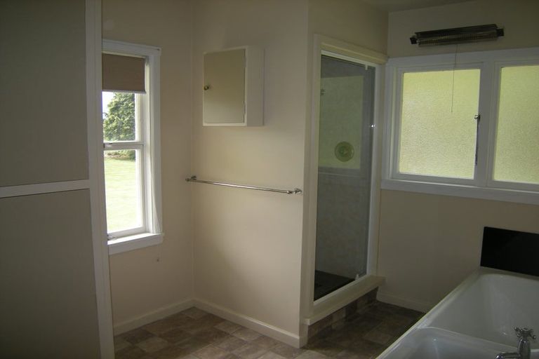 Photo of property in High Street, Leeston, 7632