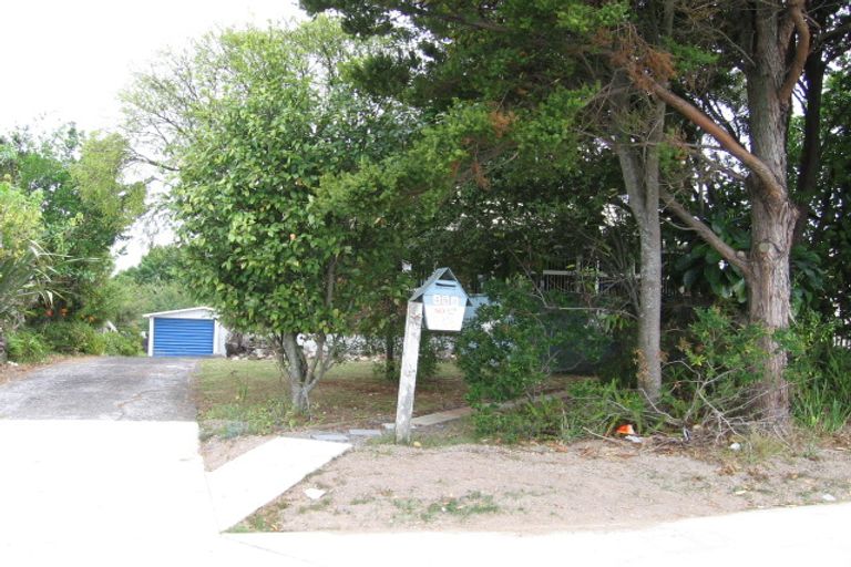 Photo of property in 458 Glenfield Road, Glenfield, Auckland, 0629