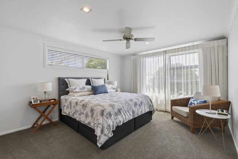 Photo of property in 22a Belt Road, Moturoa, New Plymouth, 4310