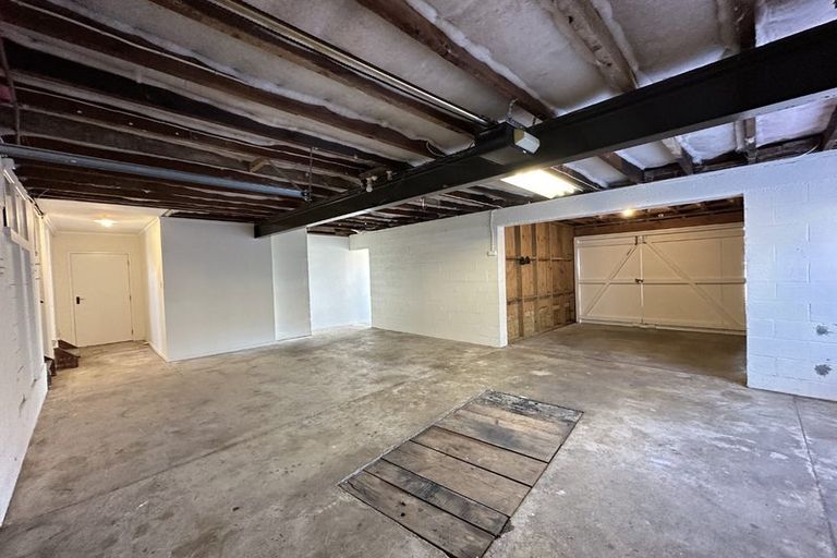 Photo of property in 3 Bleakhouse Road, Howick, Auckland, 2014