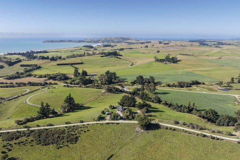 Photo of property in 83 Duncan Road, Hampden, 9410