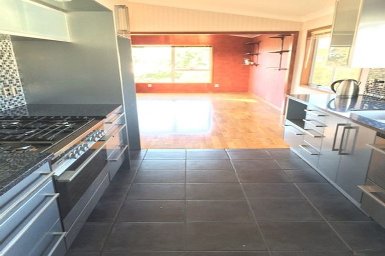 Photo of property in 189 Rangatira Road, Beach Haven, Auckland, 0626