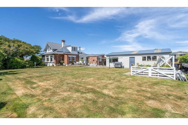 Photo of property in 127 Princes Street, Strathern, Invercargill, 9812