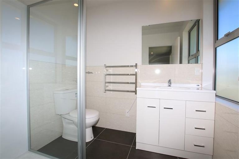 Photo of property in 15 Hakaro Way, Takanini, 2112